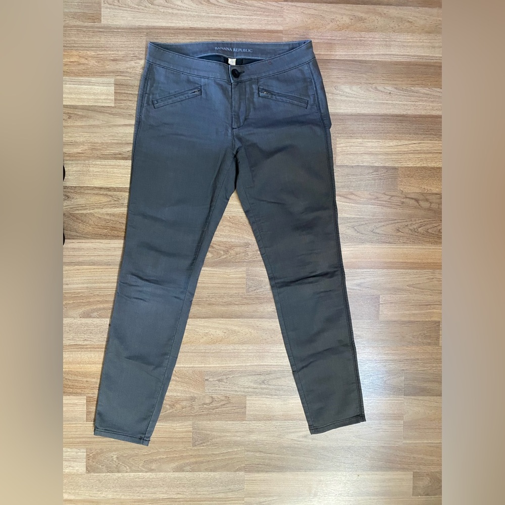 Banana Republic Skinny Jeans(?) Size 28